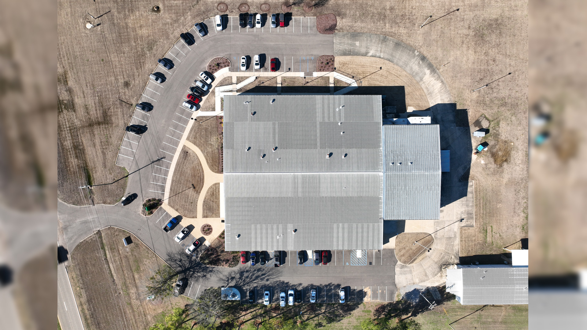 Professional Park Parking Ample parking spaces available at Professional Park Starkville with convenient access